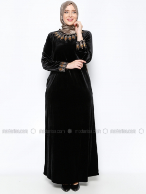 Ginezza Siyah Taşlı Kadife Abiye Elbise