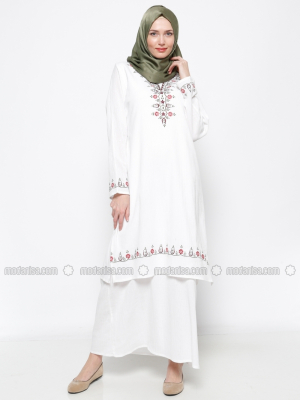 Çıkrıkçı Beyaz Şile Bezi Nakışlı Elbise