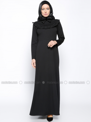 Bislife Siyah Güpür Detaylı Elbise