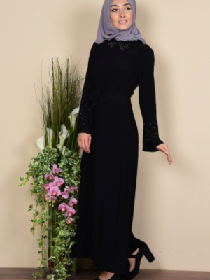 Sefamerve Siyah İnci Detaylı Kuşaklı Elbise