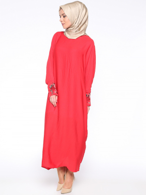Filizzade Kırmızı Kolları Nakışlı Salaş Elbise