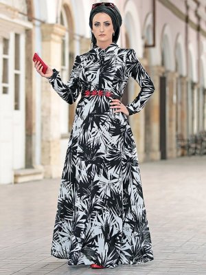Nilüfer Kamacıoğlu Siyah Beyaz Palmiye Desenli Elbise