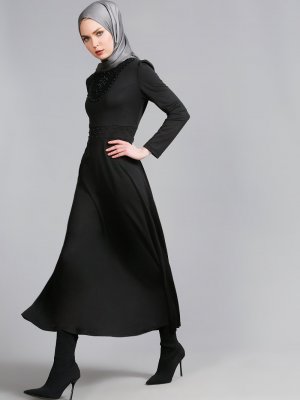 Refka Siyah İnci Detaylı Elbise