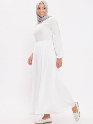 Bezen Beyaz Kolu Lastikli Elbise
