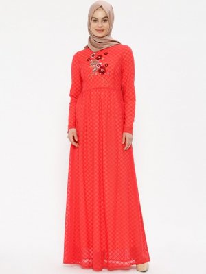 Nihan Kırmızı Pul Payet İşlemeli Elbise