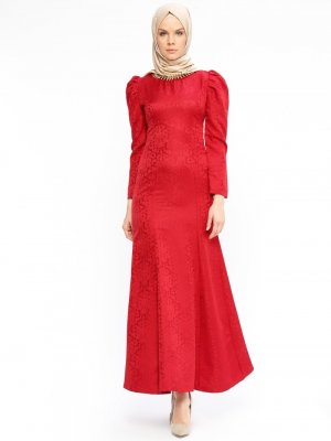 Laruj Kırmızı Kolye Detaylı Elbise