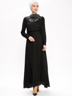 TUĞBA Siyah Nakışlı Elbise