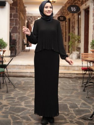 Amine Hüma Siyah Şifon Piliseli Elbise