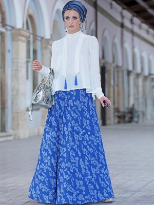 Nilüfer Kamacıoğlu Mavi Beyaz Kanaviçe Etek&Bluz İkili Takım