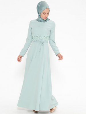 Jamila Su Yeşili Güpür Detaylı Elbise