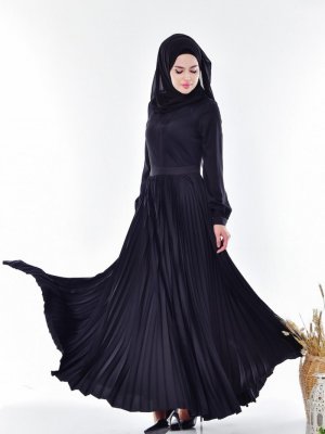Sefamerve Siyah Pliseli Elbise