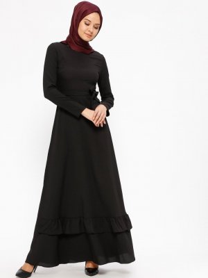 Bezen Siyah Eteği Fırfırlı Elbise