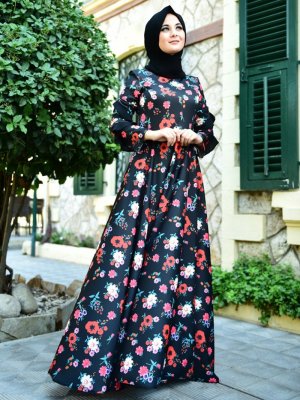 Nurgül Çakır Siyah Çiçek Elbise