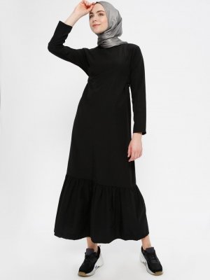 İLMEK TRİKO Siyah Volan Detaylı Elbise