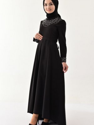 Sefamerve Siyah İncili Kuşaklı Elbise