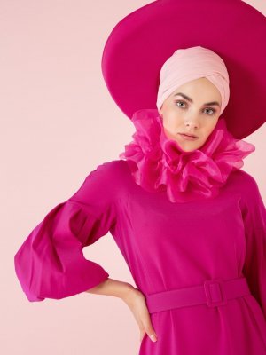 Nihan Peker X Modanisa Fuşya Balon Kol Detaylı Kemerli Elbise
