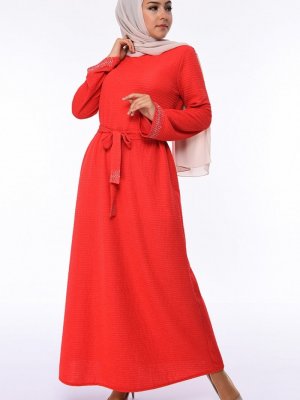Sefamerve Kırmızı Taş Baskılı Kuşaklı Elbise