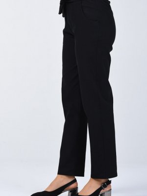 Sefamerve Siyah Fırfır Detaylı Kuşaklı Pantolon