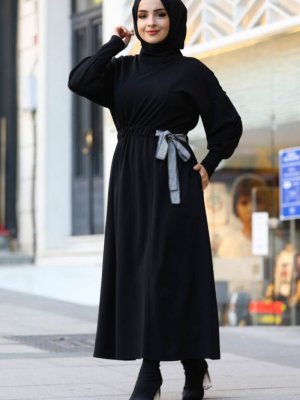 Neva Style Siyah Belden Bağlamalı Elbise